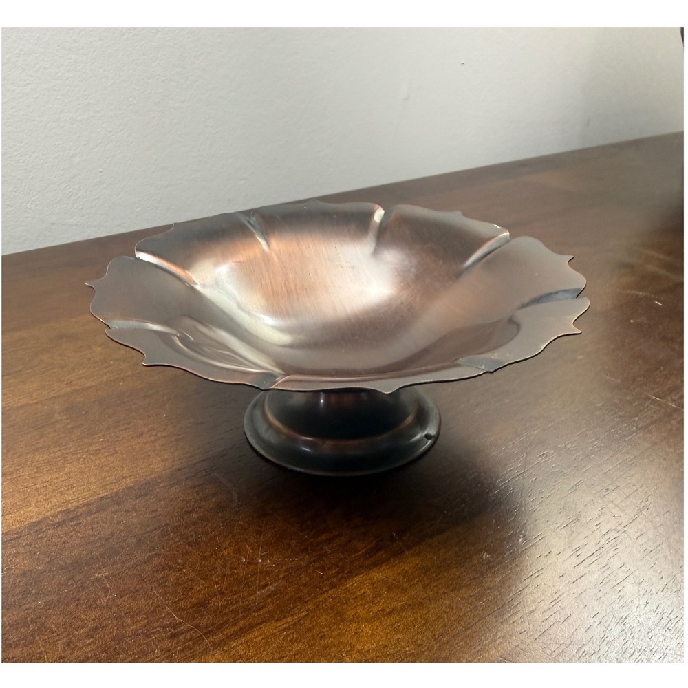 Grita Artisan Copper Pedestal Bowl Scalloped Fluted Metal Decor Dish 6 Inch